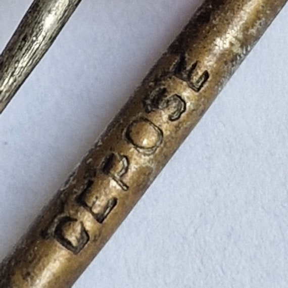 grote antieke hoedenspeld , speld pin vol met blo… - image 8