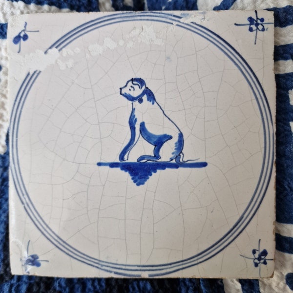 18th antique dutch delft circle tile 18th century dog blue delft tile with collar HOND TEGEL cirkeltegel