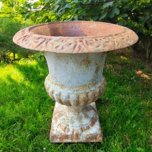 tuinvaas plantenbak antiek Frans landgoed vaas ca 1900 art nouveau frankrijk, gietijzeren jardiniere