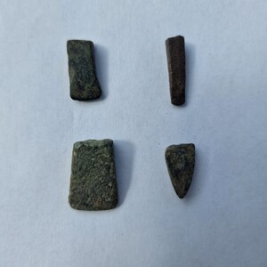 Archeological find - Stone sacrificial axes - 4 - Celtic