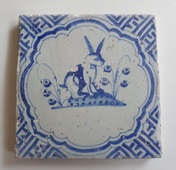 デルフトタイル うさぎ柄 17世紀のアンティークオランダデルフトブルータイル - 蛇行模様の