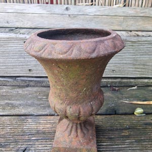 garden vase planter antique french estate  vase ca 1900 art nouveau france, cast iron jardiniere