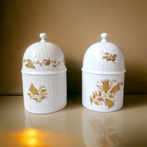 a pair of Vintage Bjorn Wiinblad Rosenthal Studio-linie Romanze Box with Domed Lid - Gold Plated Hand Painted porcelain