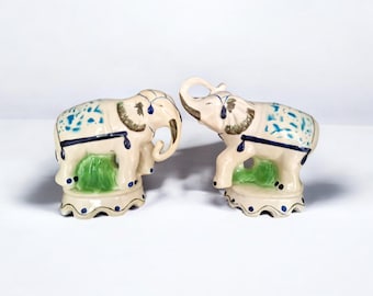 Figuras antiguas de elefantes de cerámica de Delft pintadas a mano, par policromado holandés