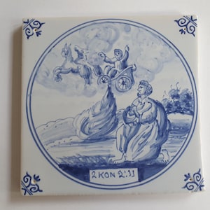 Antieke tegel met Bijbelse voorstelling  ca 1970 in ossekophoek, antique dutch delft blue tile bible