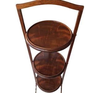charmante wood cake stand, butlertray, cakeplateau server etagere, engelse hightea taarten plateau, cakestand,  classic britisch