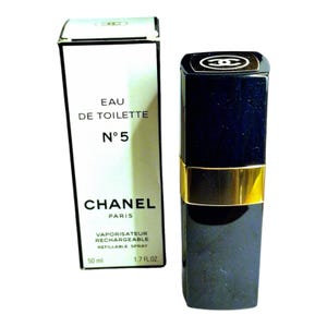 Chanel no. 5, old version, authentic Memory Lane bottle and box Limited, retired, still  ca 40 ml, 1.5 o z in good condition collectable !