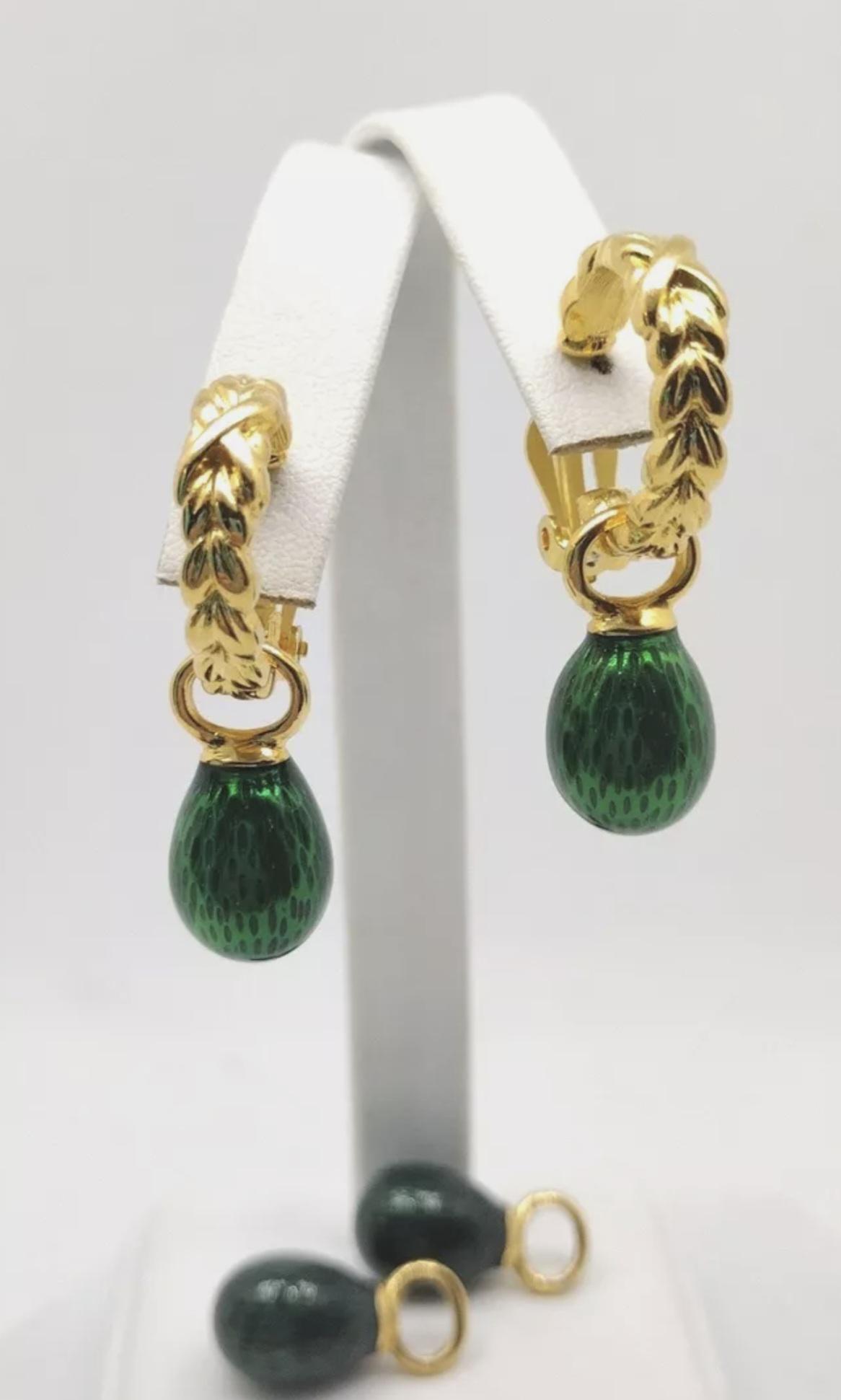 Orecchini Pendenti In Oro 18 Kt Con Contorno Di Diamanti E Punto Luce "Kate" - Gemme - Foto 12