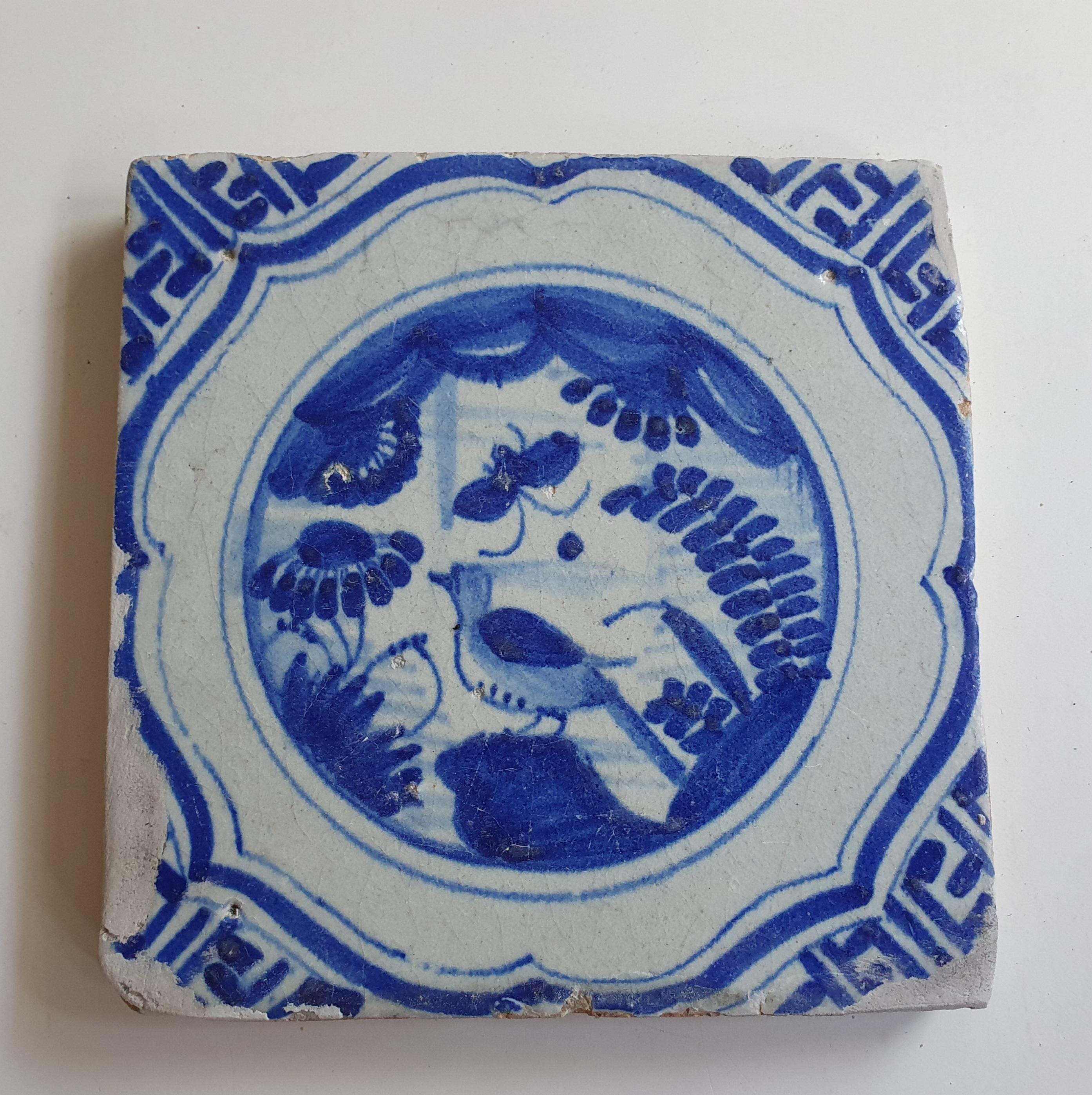 17世紀のアンティークオランダデルフトブルータイル - 蛇行模様の中国