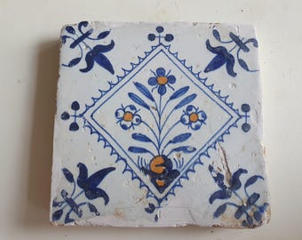 オランダの多色花柄アンティークタイル 17 世紀 - デルフト オランダ