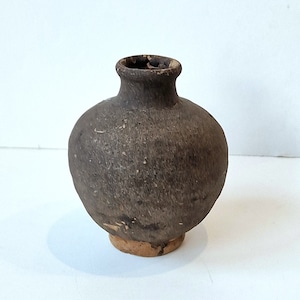 Vase urn zalfpot Ming 17th century chinese porcelain terracotta vase