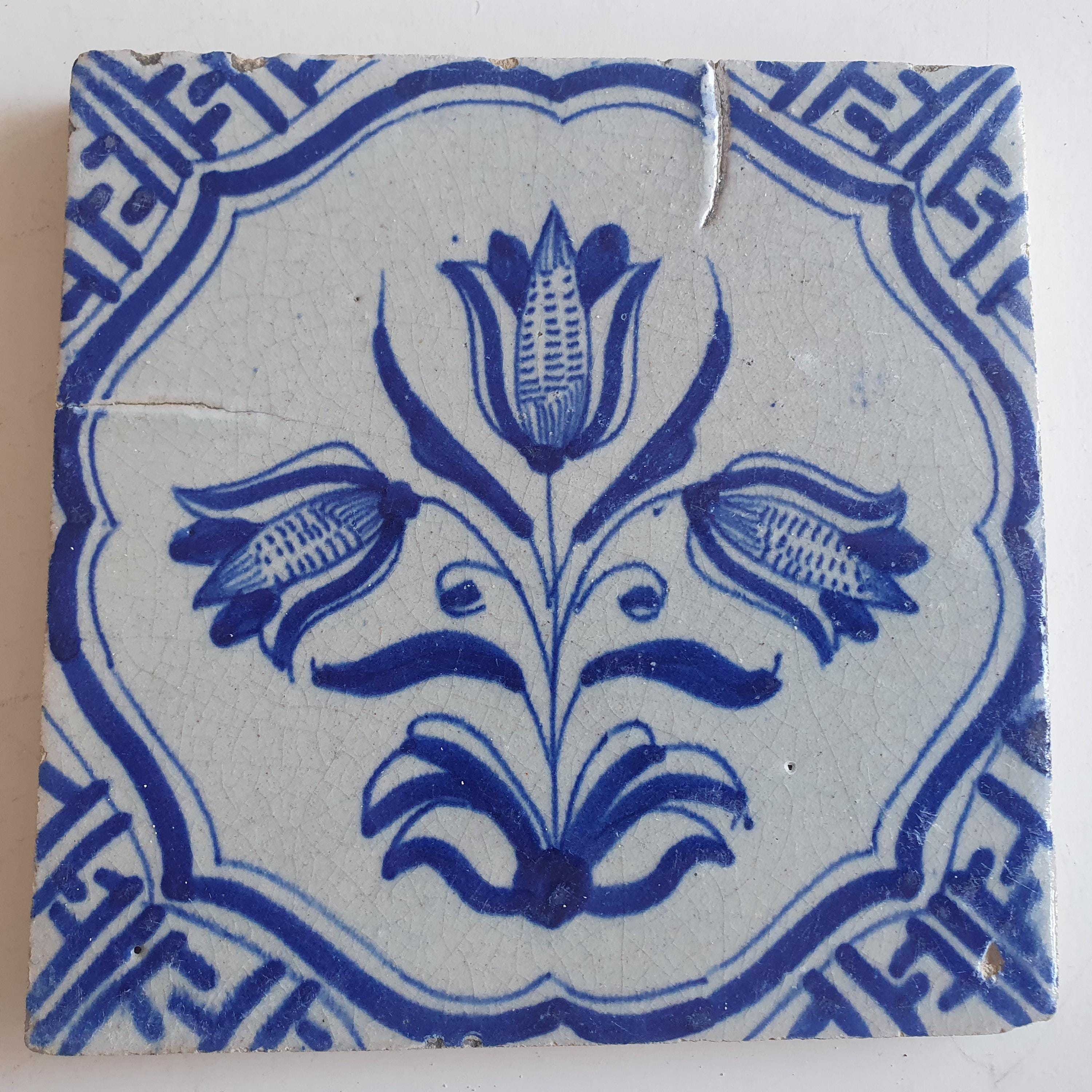 Antieke 17e eeuwse デルフト トゥルペンテゲル、アンティーク