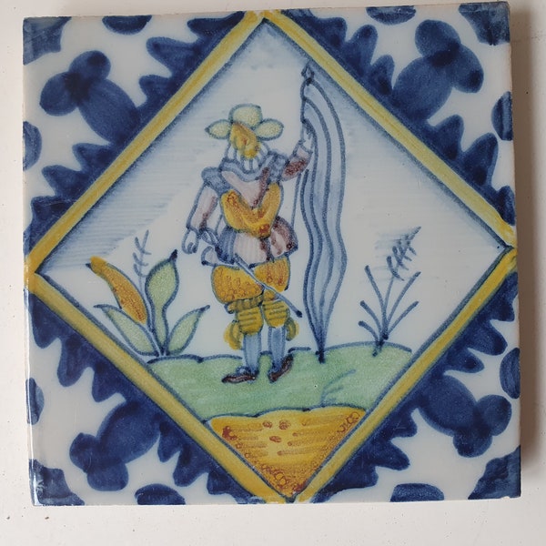 Royal Tichelaar Makkum, Nederlandse  soldaat- 20e eeuw, dutch tile