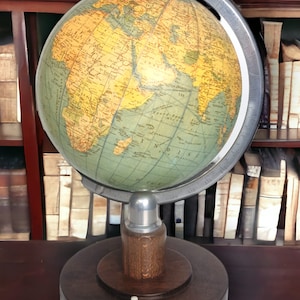 SVH kleinere  &#39;50&#39;s VINTAGE Glass Glazen aardbol, Zeldzaam! glass globus globe with light, lightning table lamp