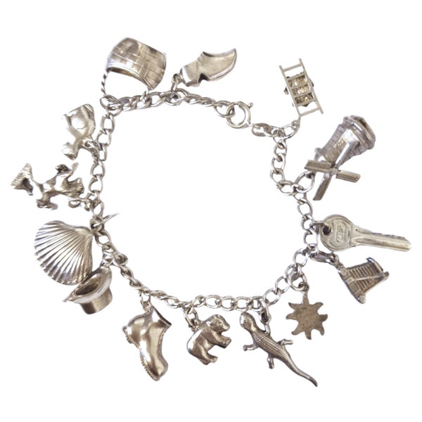 Silver full charm bracelet dutch holland klompen clogs mill molen marked zilver silver vintage, beautifull dangle bangle bedelarmband