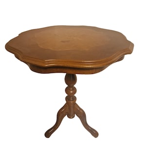 North Italian 1940s-50s scalloped edge Wine Table – Vintage Marquetry Tripod and Elegant Floral Inlay Accent,  Mid-Century Round sideTable
