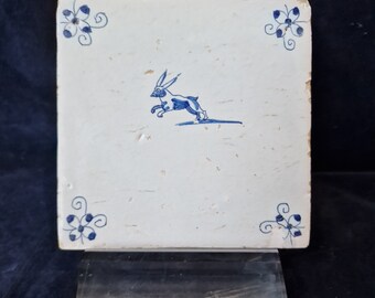 17th century Antique Dutch Tile animal happy rabbit LARGE spiderhead motive delft blue holland tile