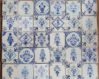 アンティークオランダデルフトタイル30枚、17世紀の花模様タイルセット アンティークオランダデルフトタイル30枚、17世紀の花模様タイルセット