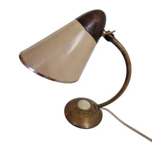 Midgard postwar designer - Bauhaus small Desk Lamp | German 1940s Industrial Design | Original Push Button Switch, rare tablelamp