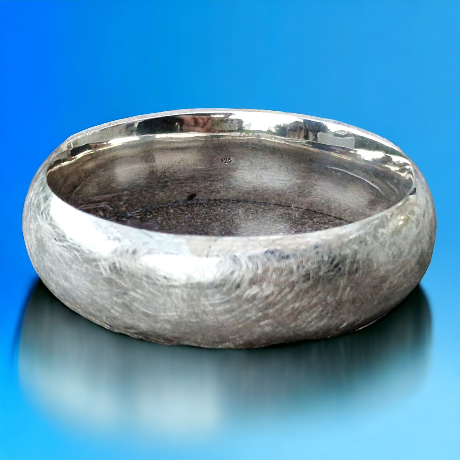 Scandinavian designer manchet bracelet heavy! 73 gram massief sterling geborsteld bolle binnenkant ronde, slavenarmband 925/1000 zilver Nils
