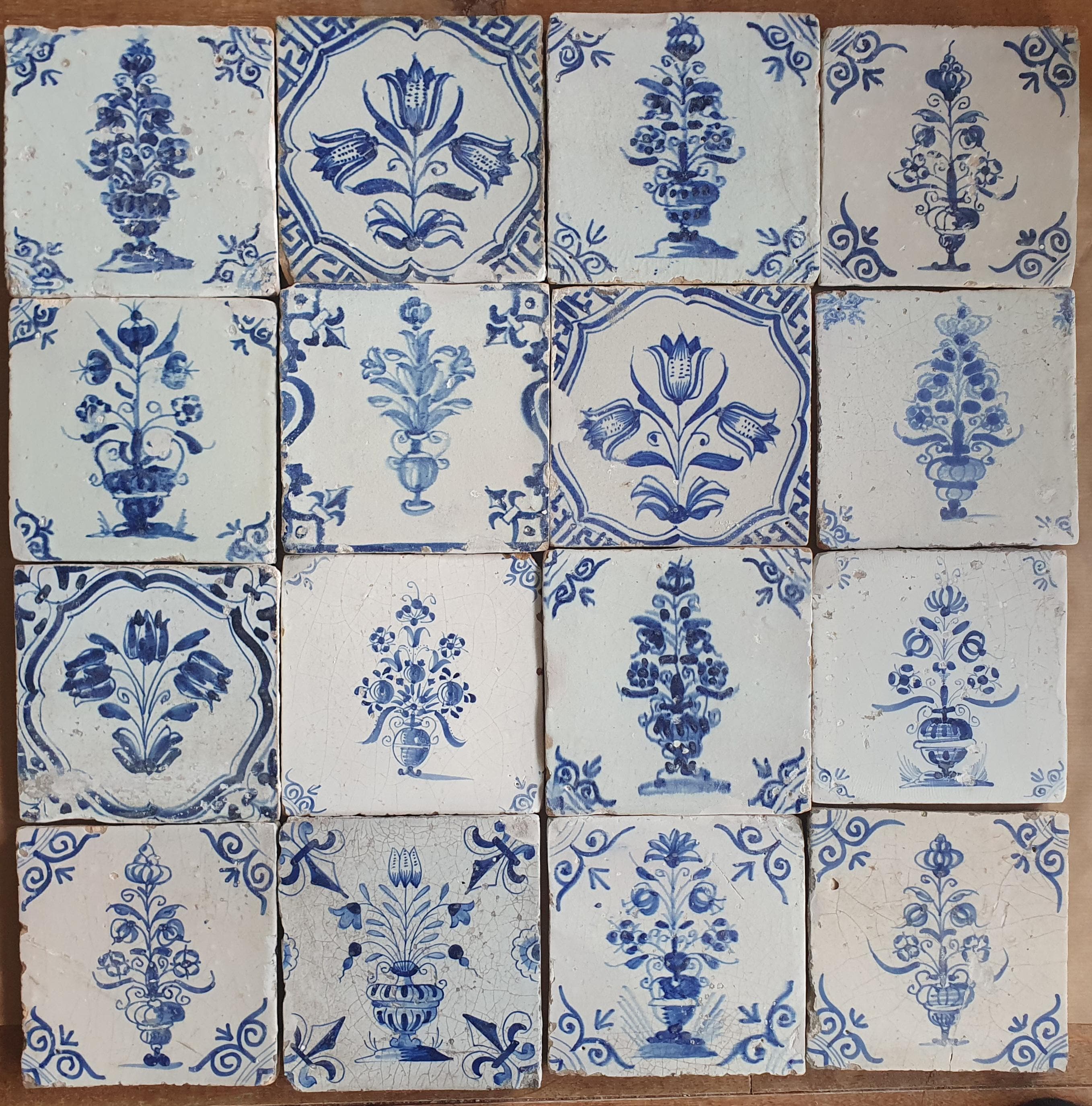 アンティークデルフトチューリップタイル、17世紀オランダタイル