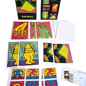 Keith Haring 1992 Postcard Portfolio Set di 9 cartoline d'arte vintage nella scatola originale Pop Art da collezione / Collezione esclusiva di Keith Haring