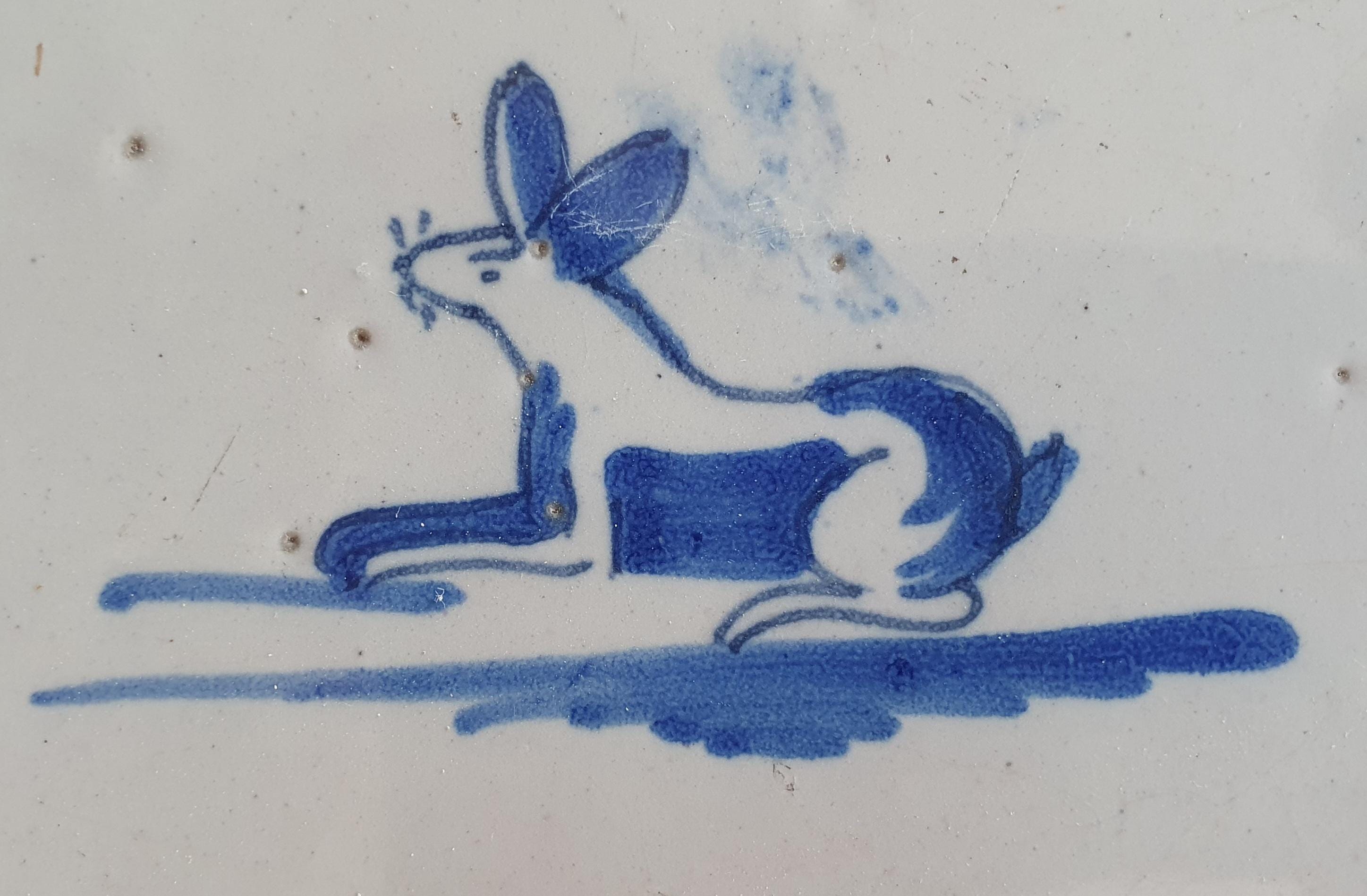 アンティークデルフトタイル：18世紀オランダのウサギのサークル