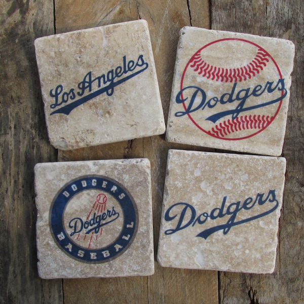 Juego de 4 posavasos de Los Angeles Dodgers para regalar a un fanático. Posavasos de béisbol de los Dodgers. Idea de regalo de los Dodgers. Regalo de los Dodgers para un fanático del béisbol.
