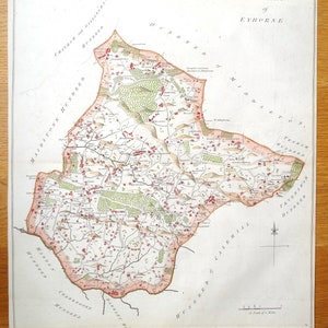 Puede incluir: Un mapa antiguo del Hundred de Eyhorne en Kent, Inglaterra. El mapa está dibujado a mano y presenta un contorno detallado del área, incluidos ríos, caminos y ciudades. El mapa está fechado en 1790 y está en excelente estado.