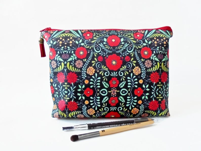 Gifts for her, Folky Cosmetic Pouch, Botanical print, Dumpy bag, womens gift idea, zip bag, make up bag. image 1