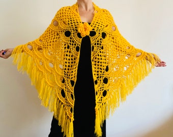 Yellow Wedding Shawl Wool, Bridal Triangle Shawl Fringed, Plus Size Bride Shawl Mohair, Bridal Large Shawl Winter, Hand Crocheted Shawl