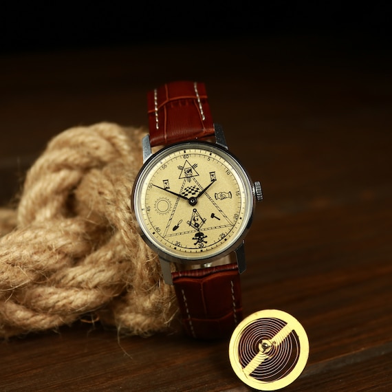 Vintage men's watch Pobeda, Vintage watch, Soviet… - image 3