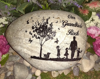 Roche de jardin de grand-mère de nos petits-enfants, personnalisation des enfants sur commande
