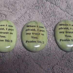 Custom Magnet Worry Names Hope Inspirational Stones Pocket Hand Rocks Kids Carved family name stone engraved garden etched rock etch River