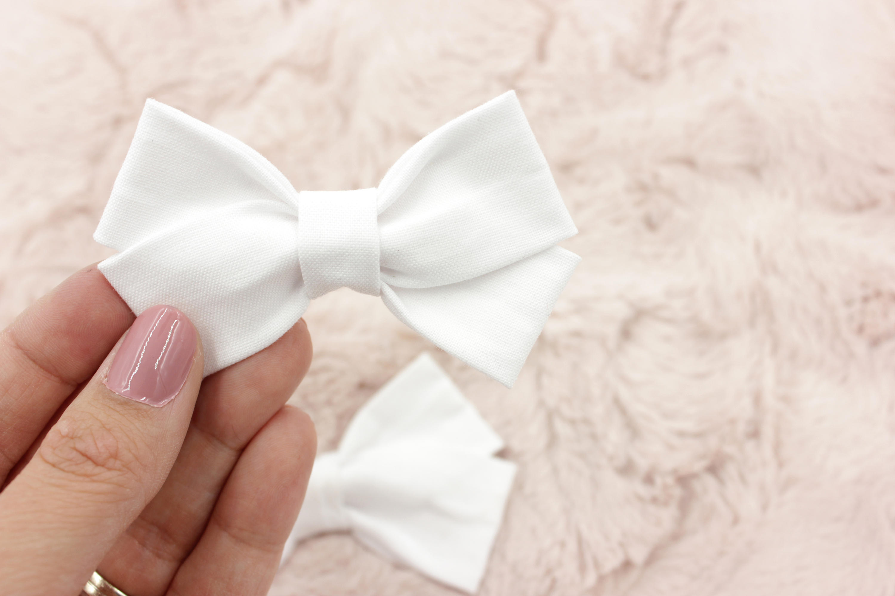 white bow headband for baby girl
