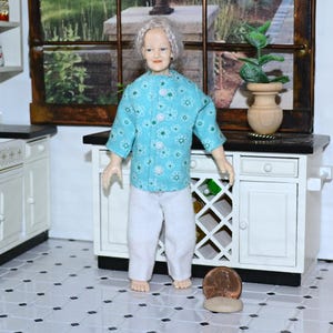 1/12 Scale Doll Clothes For Heidi Ott Soft Body Grandma Lady Doll Handmade 1:12 Scale Pretty Shirt top & Cotton knit capris Clothes Only