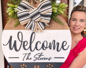 Dogs Welcome Door Hanger: Birch Wood Front Door Decor