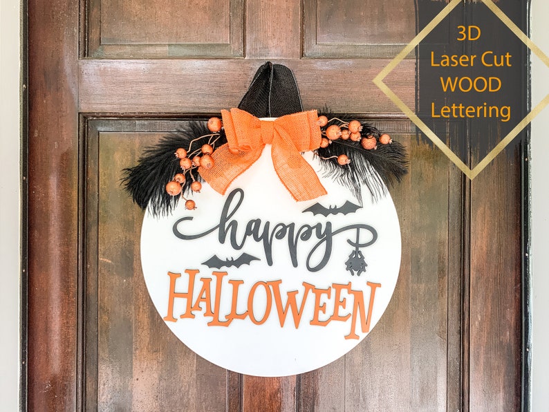 Halloween 'Hey Boo' Door Hanger Wooden Circle Halloween Sign Farmhouse Style Fall Sign Front Door Decor Happy Halloween