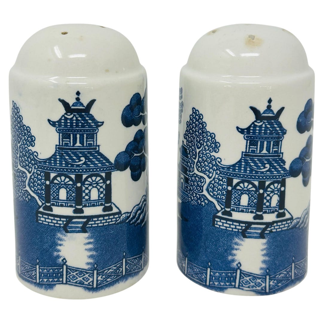 Blue Willow Salt And Pepper Shakers