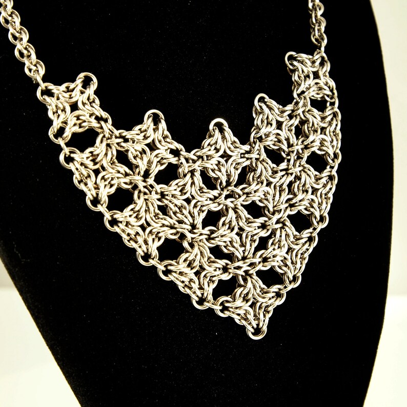 Chainmaille Necklace in Stainless Steel