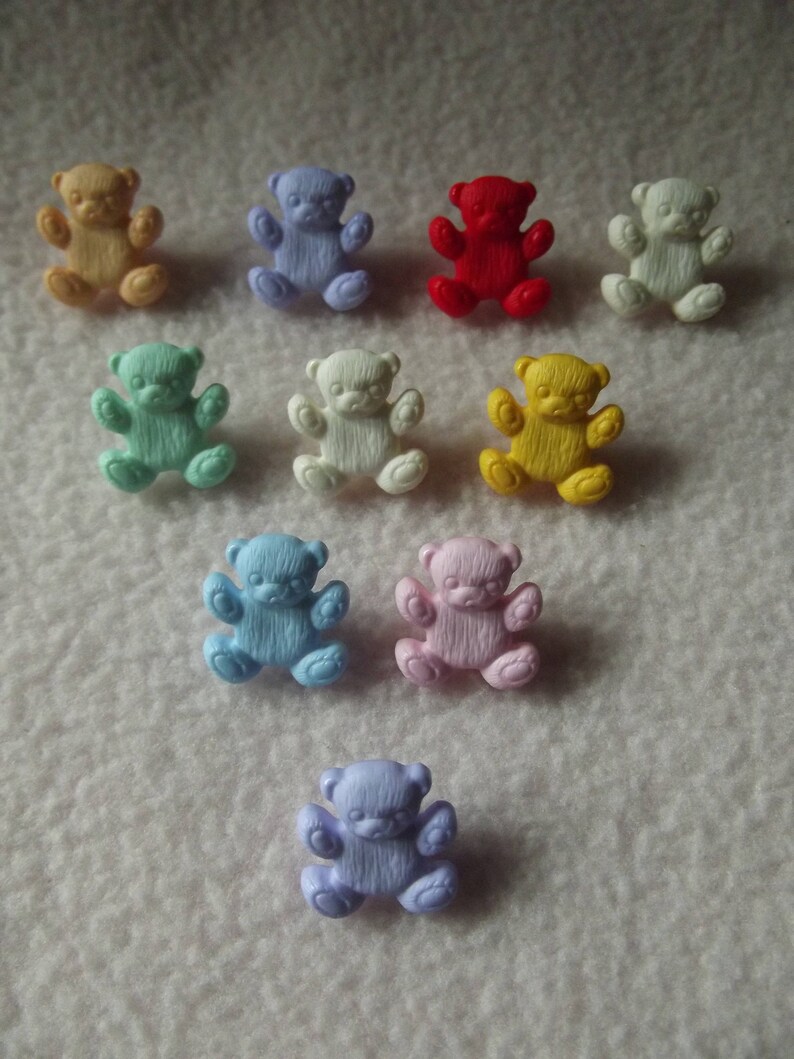 10 x MINT GREEN TEDDY BEAR SHAPED BUTTONS~ 26L Approx 15mm CRAFT// BABIES