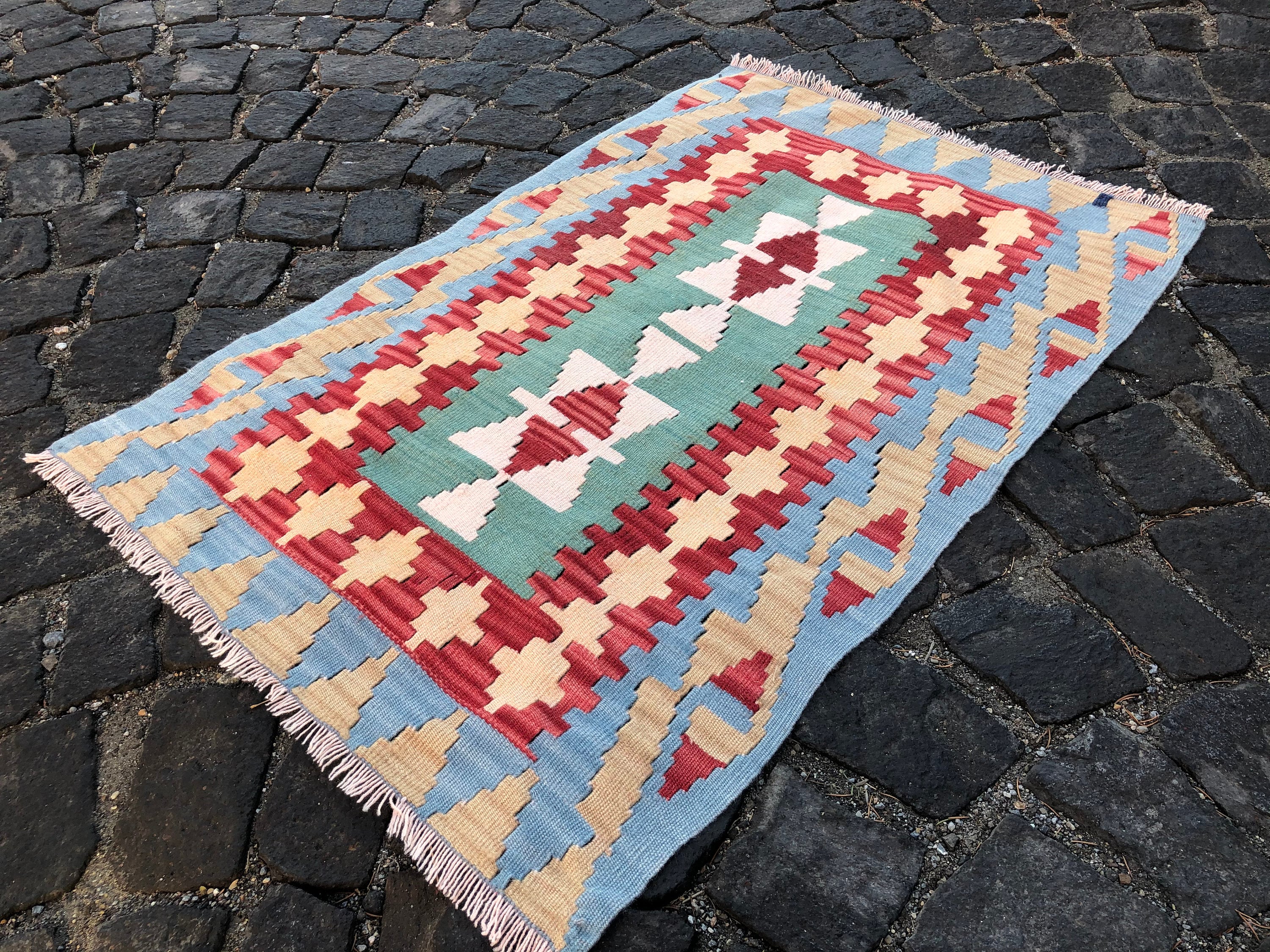 112×202 “Music Box” ViNTAGE TURKiSH RUG Vintage Turkish Rug No. 188, 5'2 x 8'7