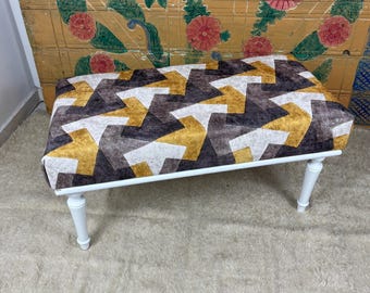 Banco Kilim turco hecho a mano, banco otomano bohemio, madera de carpe y haya, libre de impuestos en EE. UU.