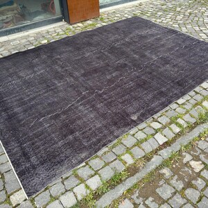Large Vintage Oushak Rug: Handwoven Turkish Wool Kilim (6.9 x 10.3 ft.)