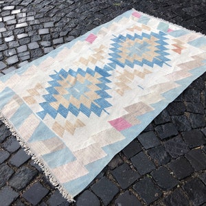 Vintage Oushak Kilim Rug: Handwoven Turkish Carpet, 5.4 x 3.5 ft