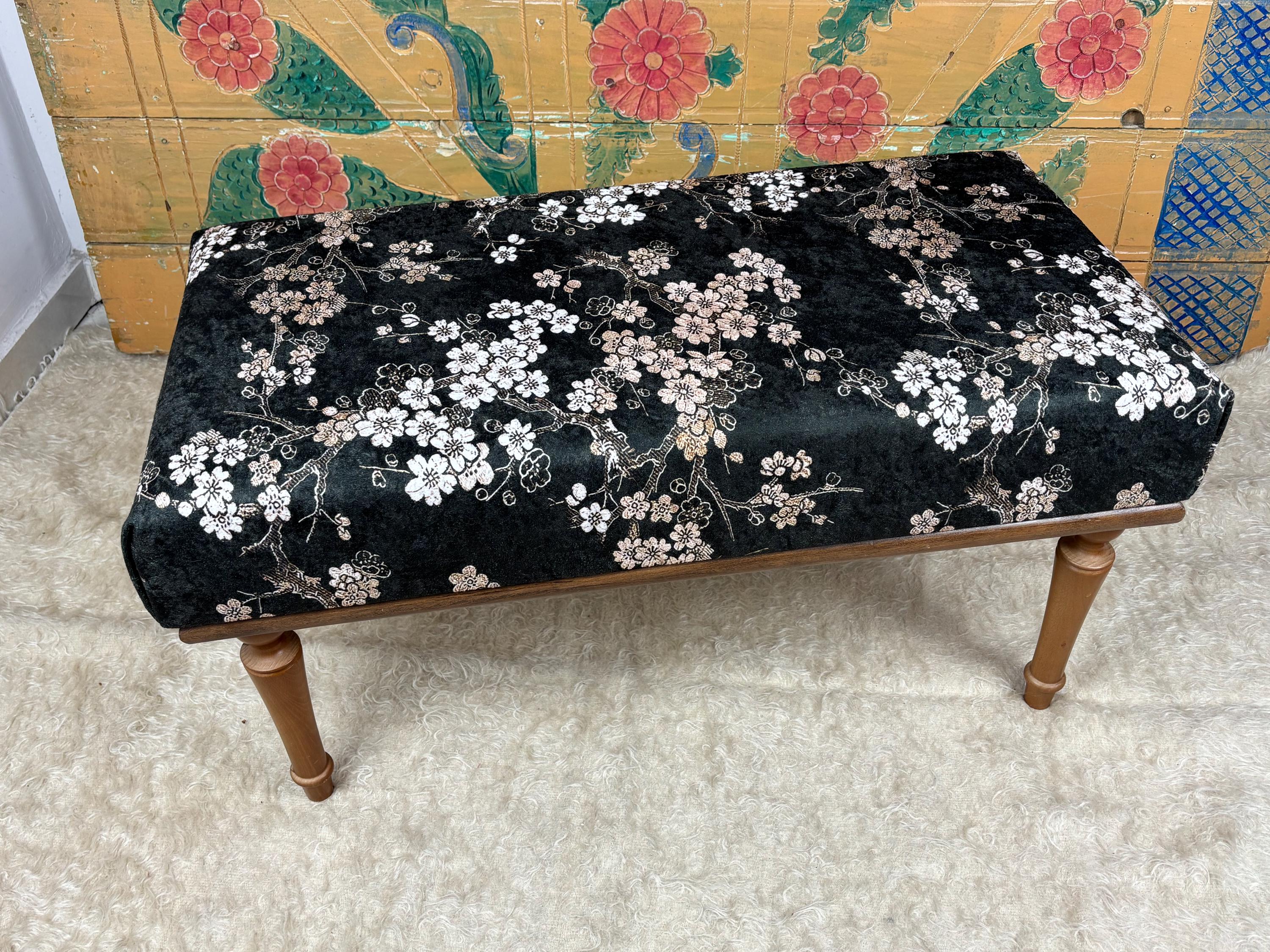 Handmade Kilim Ottoman Bench: Bohemian Decor, Turkish Design