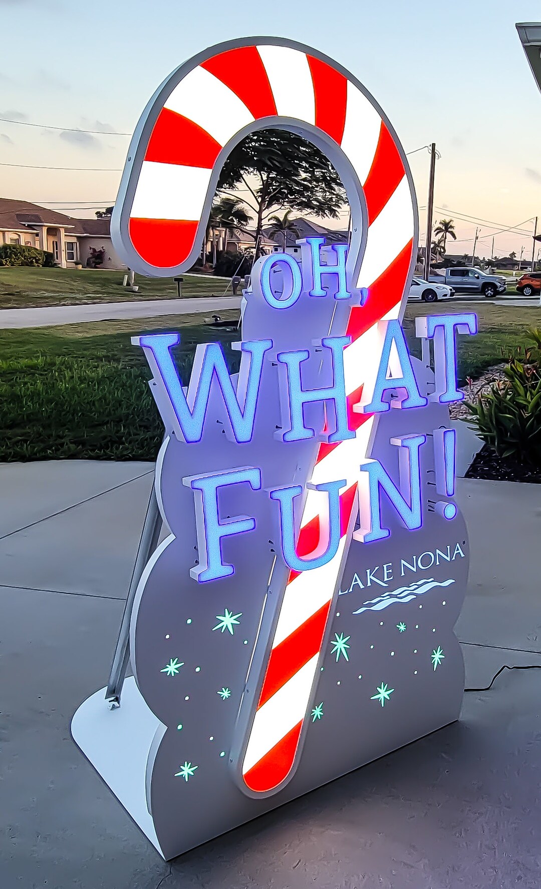 Customlit SIGNS Standalone/portable, LED Bulb, Neon, Backlit, Marquee Channel Letters. Indoors