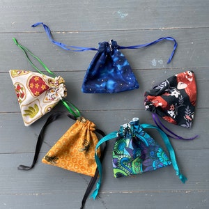 Bolsas de artículos para tejer y crochet