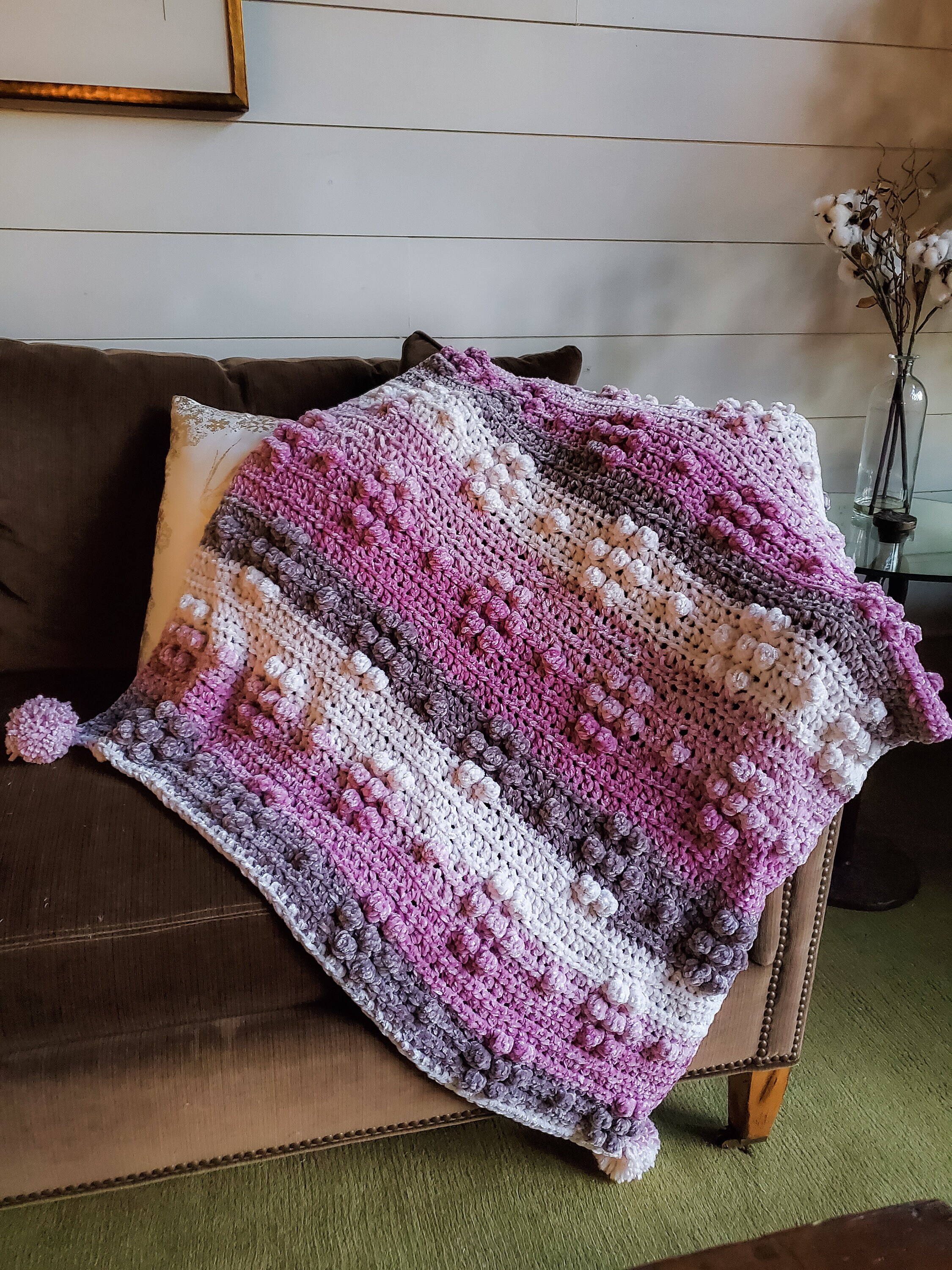 Snuggle Bumps Crochet Baby Blanket Pattern pic