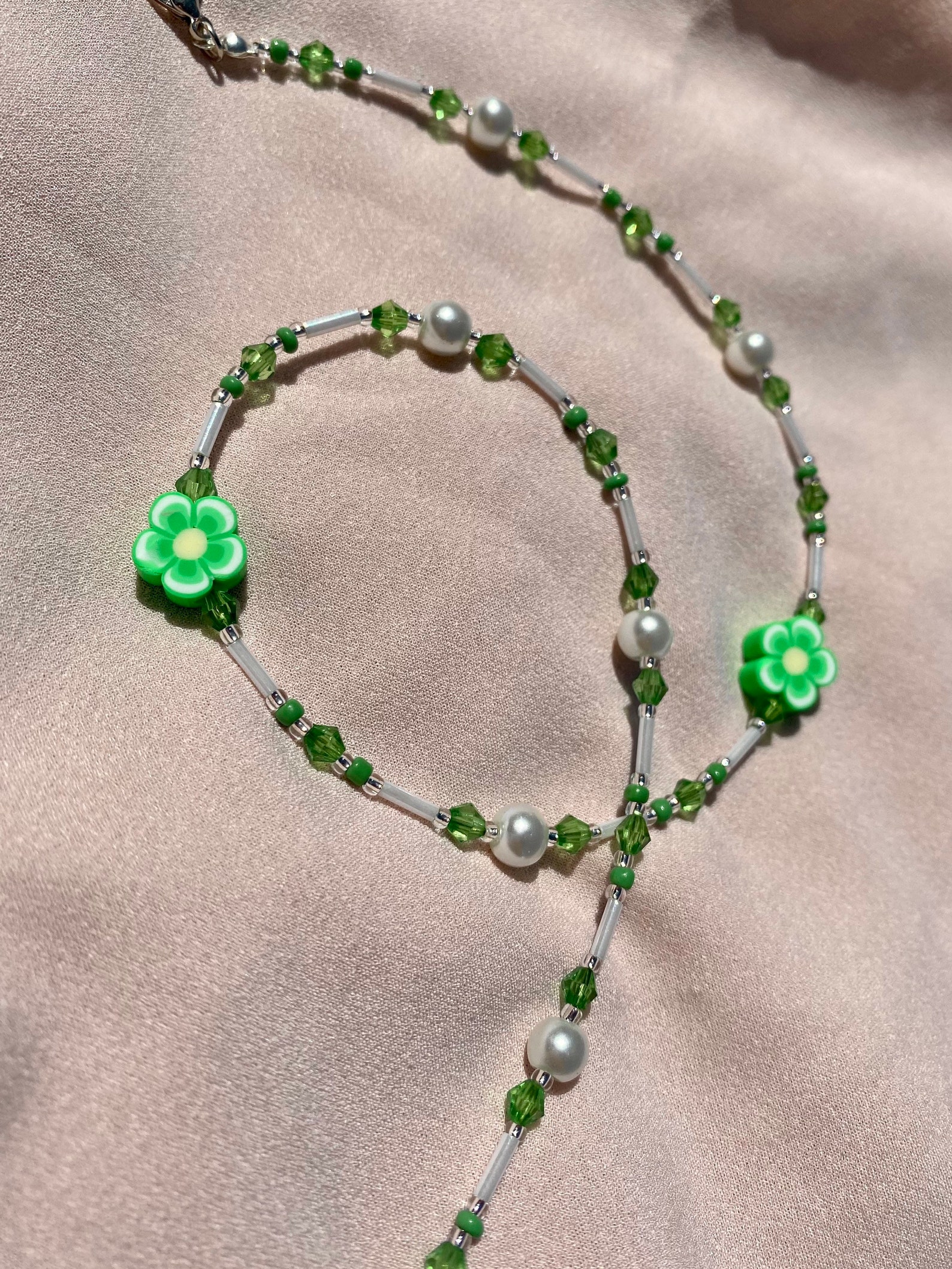 Green Flower Aesthetic Beaded Necklace Etsy